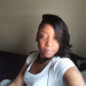 Meet your Posher, Iesha